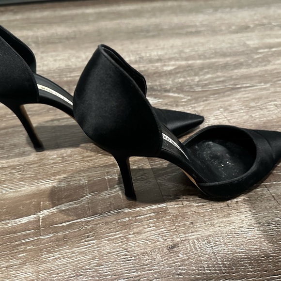 Manolo Blahnik shoes size 391/2 - Picture 2 of 5